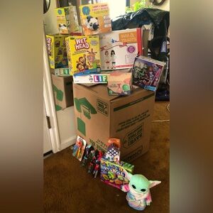 Bundle of Games, Life, Wet Head, Rock Painting, Rubiks Cube….